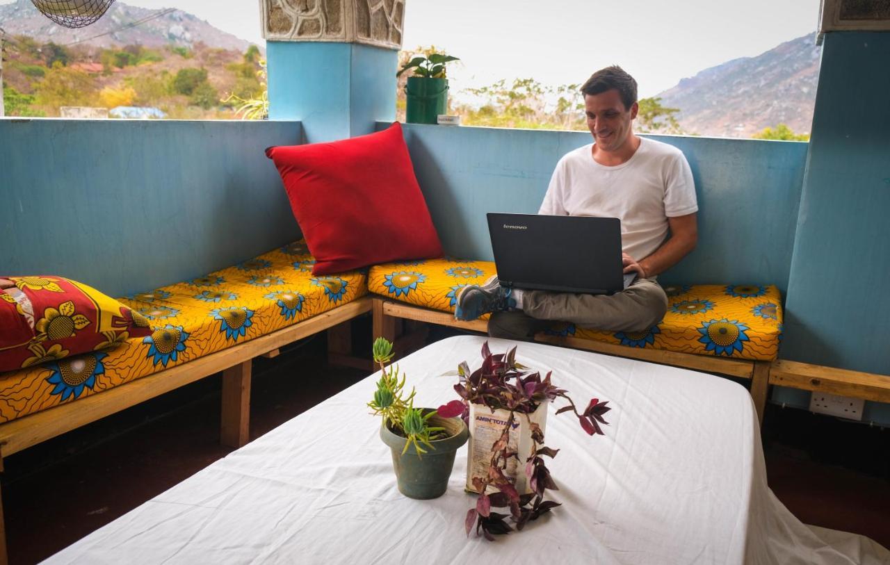 Emmy'S Backpackers Hostel Іринга Екстер'єр фото